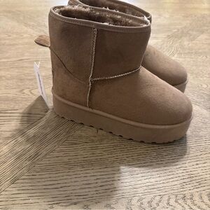 Avalanche Women’s Waterproof Snow Boots – Chestnut, Size 7